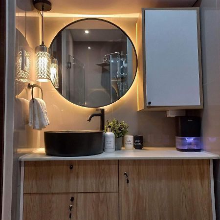Makati Cosy Home L Couples Families L 500Mbps Wifi Manila Exteriör bild